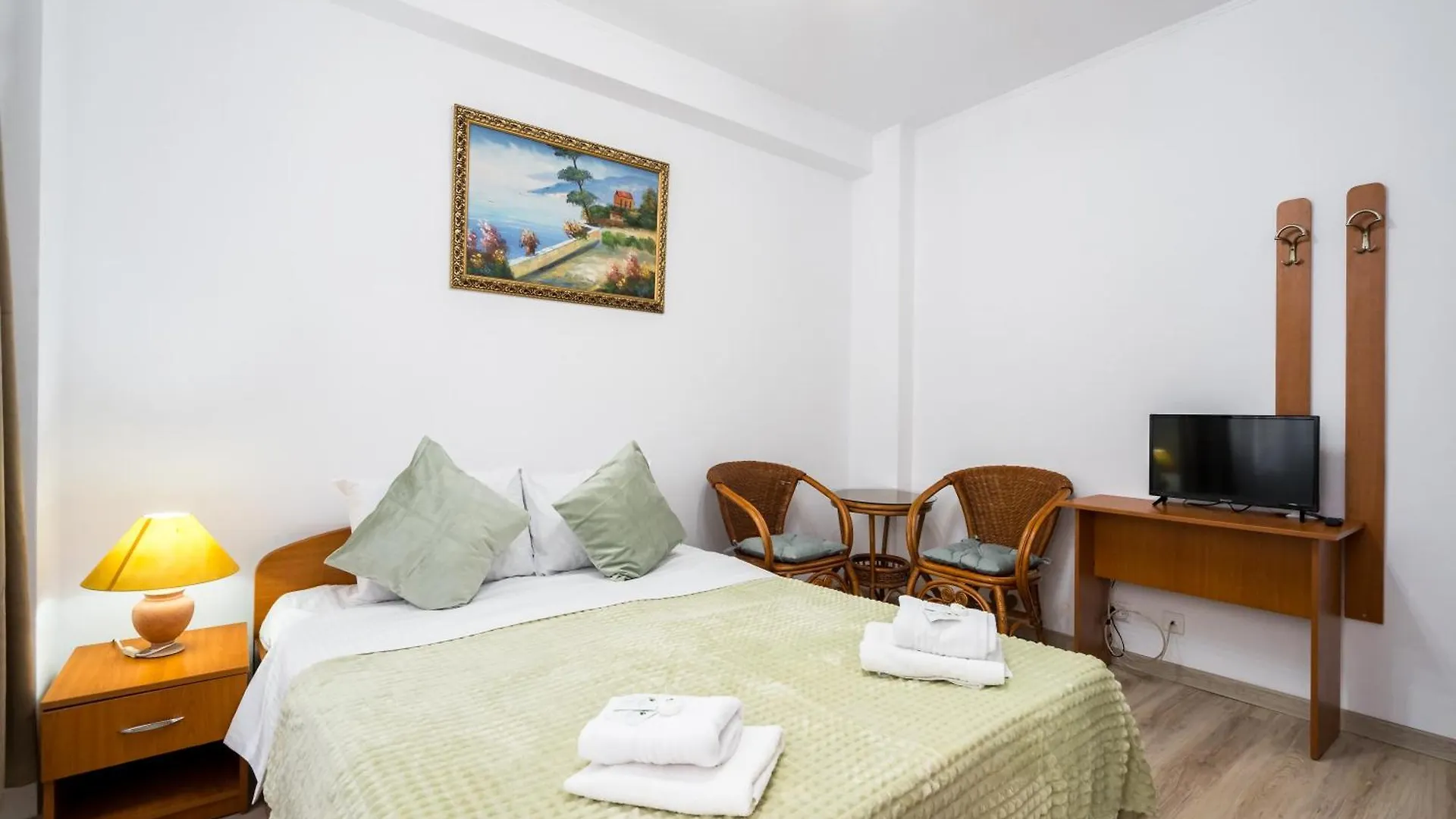 Flower'S Bucharest Guest house